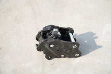 Hydraulic quick change for R15-3