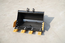 Labadi Engineering Mud bucket attachment for excavators, ideal for heavy-duty earthmoving tasks